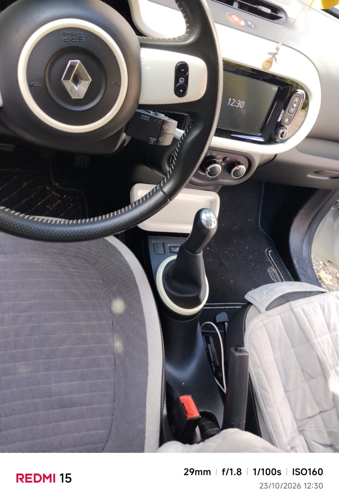 Macchina Renault Twingo Usata Ma È Perfetta foto 6