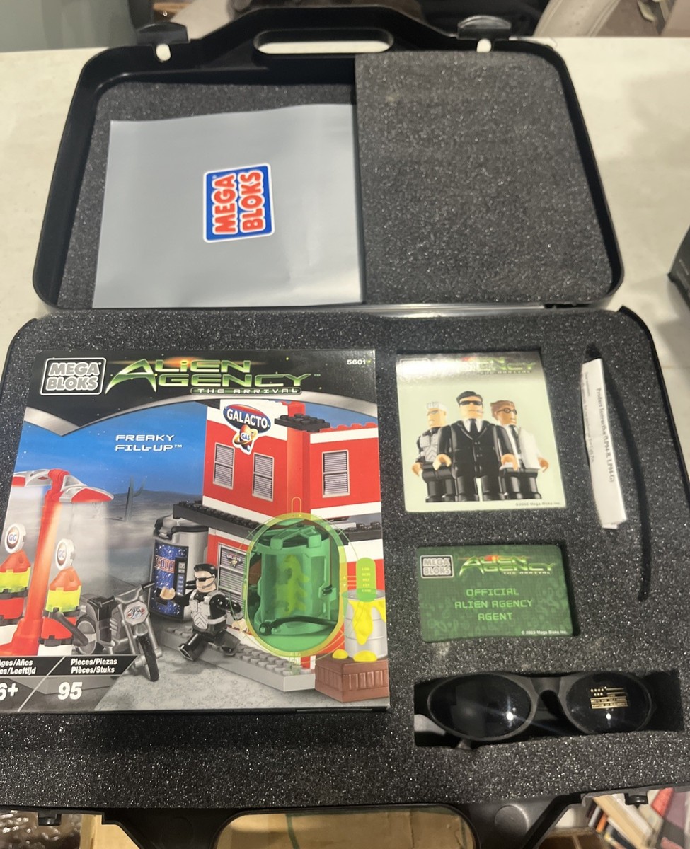 Mega Bloks Alien Agency Hanger 18 The Arrival 5621 for sale online