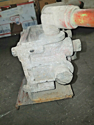 No.57 2002 INTERNATIONAL 9400I AIR BRAKE RELAY VALVE P/N: T-111918