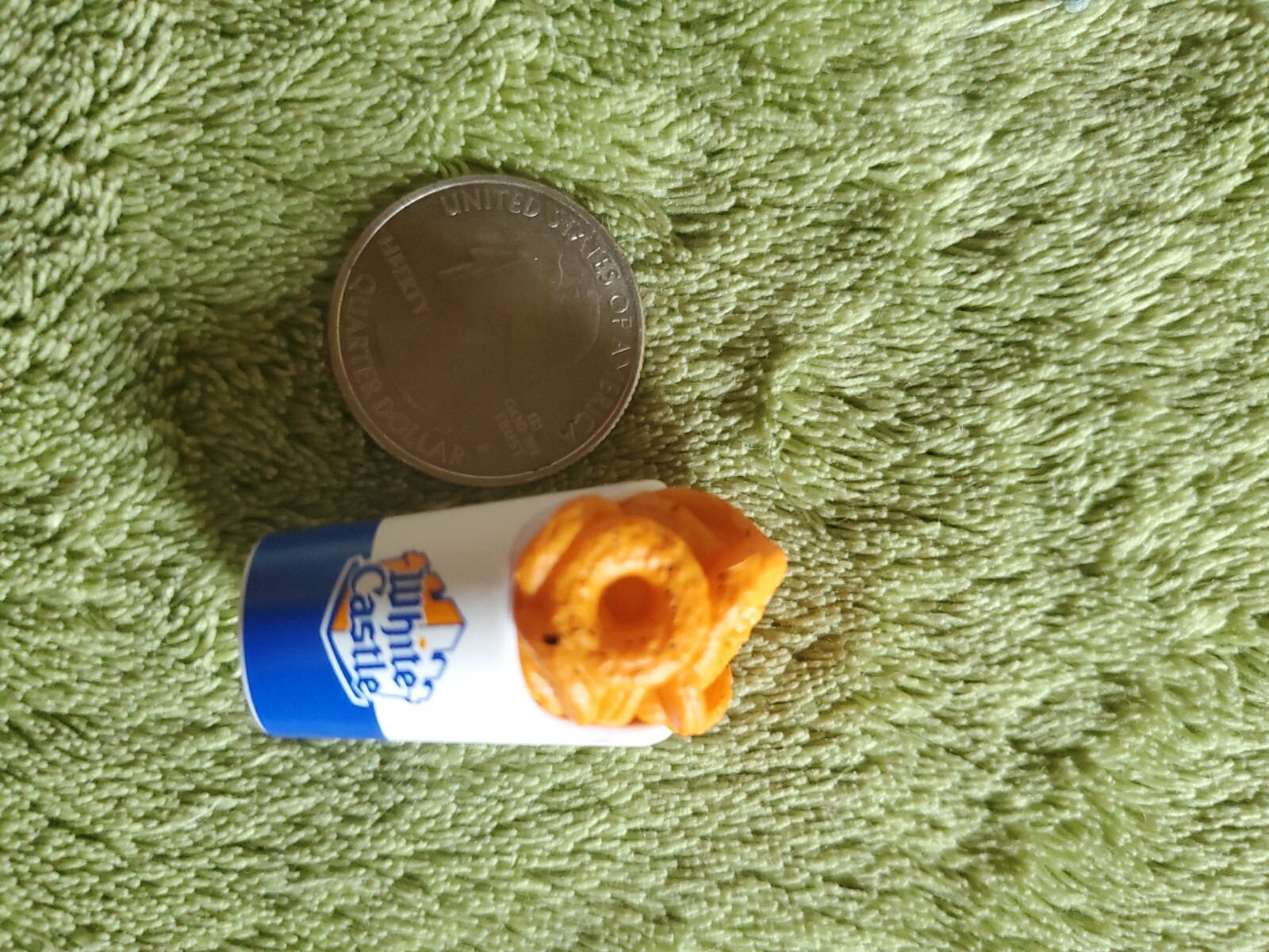 Zuru Toy Mini BrandsFoodie White Castle Onion Rings. NEW eBay