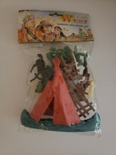 Vintage Wild West Cowboy And Indians Playset NOS