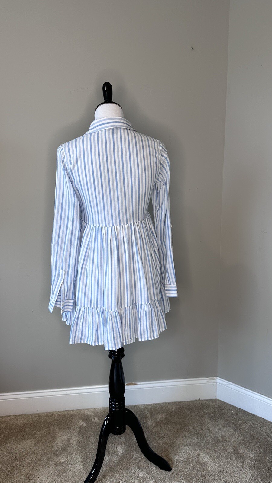 EUC American Eagle Mini Button Down Striped Shirt… - image 3