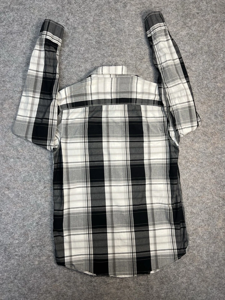 Camisa masculina de algodão American Rag manga longa botão preto/branco tamanho pequeno - Imagem 2 de 4