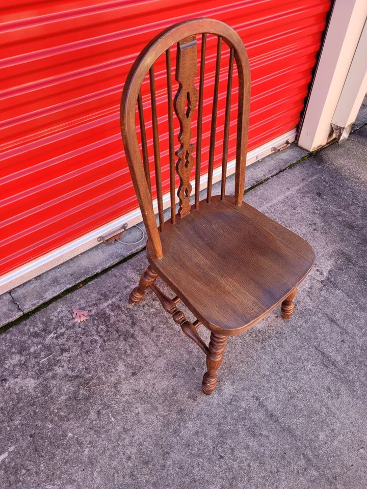 Винтажный обеденный стул Royal Charter Oak Windsor Ethan Allen с бантом сзади - Изображение 3 из 4