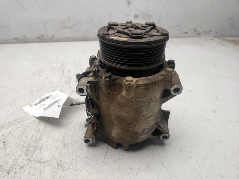 2002-2006 Honda CR-V AC Compressor 2.4L AWD A/T OEM 38810PNB006 - Imagem 4 de 4