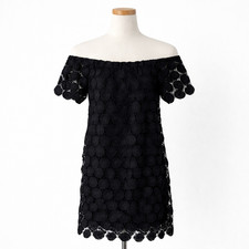 Trina Turk Dress Size Large Black Daisy Crochet Off Shoulder Classic Party