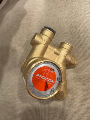 Procon 10934 Rotary Vane Pump 3/8'' 250 PSI Brass W/ Clamp