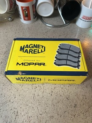 Genuine Mopar Pad Kit-Front Disc Brake 2AMV1984AB