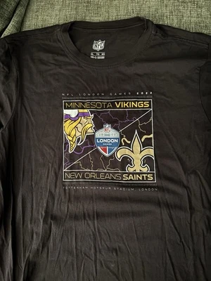 Black Fanatics NFL London Saints@Vikings 2022 Game T Shirt XL Used - Image 1 of 3