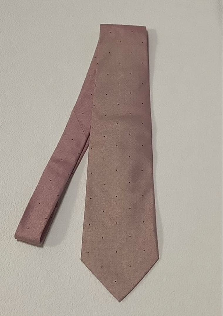 GUCCI pink circular pattern tie - image 5
