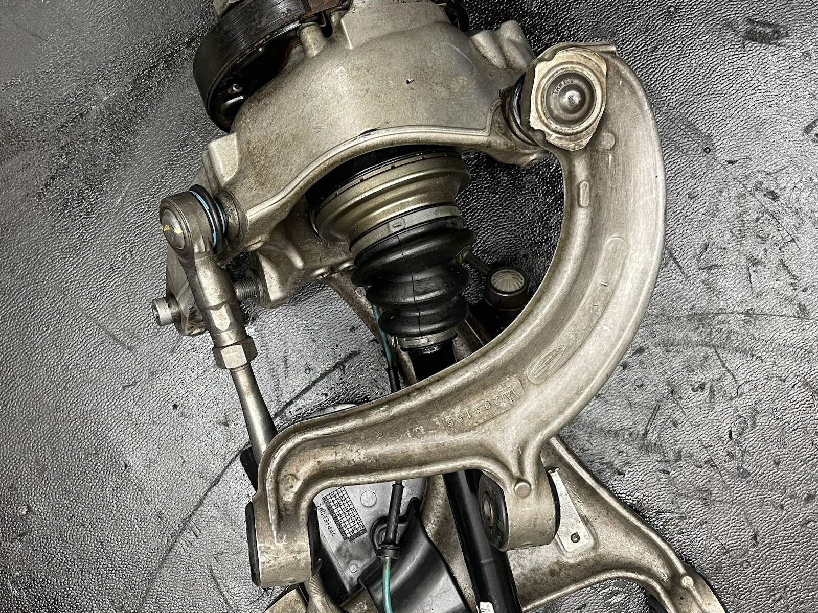 2008 Maserati Granturismo Rear Left Spindle Arms Axle Suspension Assembly OEM