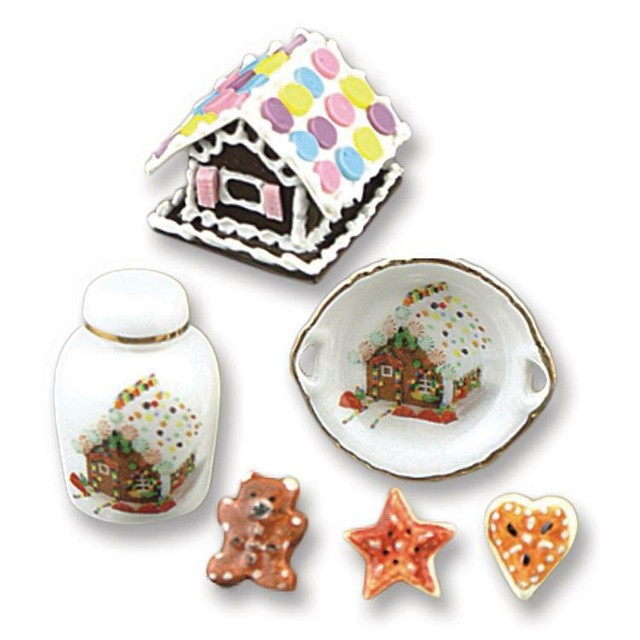 dollhouse gingerbread