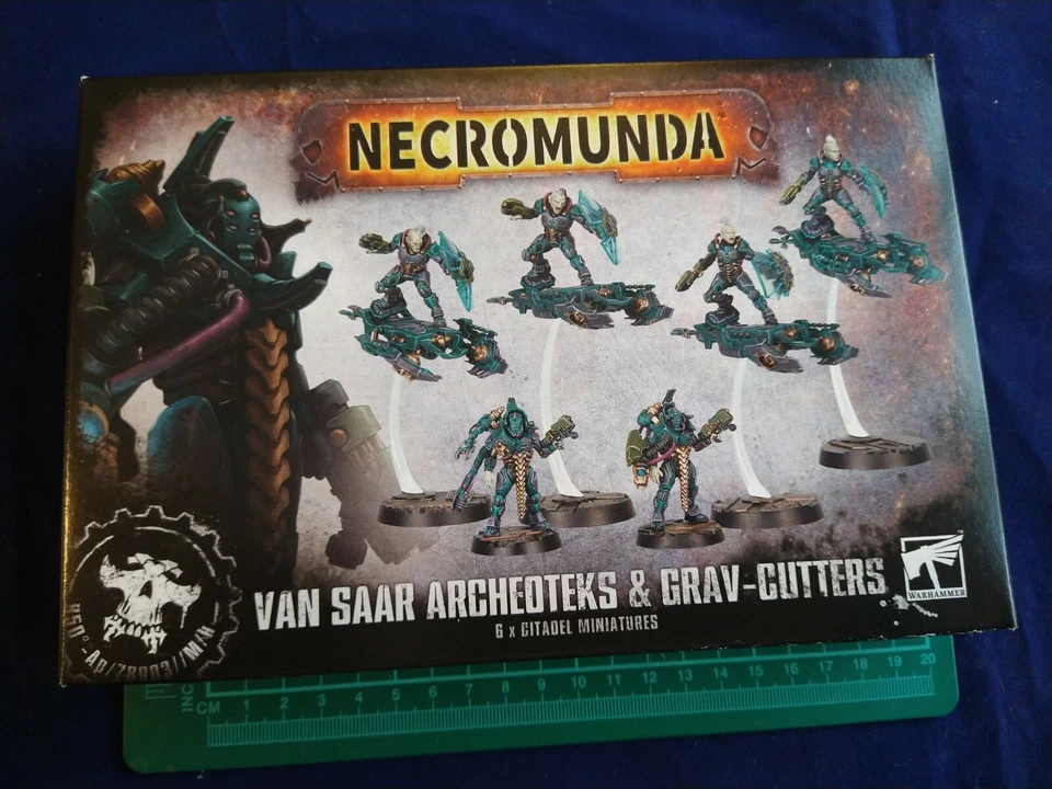 Necromunda Van Saar Archeoteks & Grav Cutters (bits)