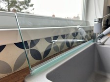 Worktop Glass Splash Guard Screen For Kitchen Sinks - 1000mm x 150mm x 6mm