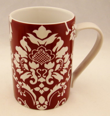 222 Fifth (PTS) Stoneware DAMASK ROT Becher 4 3/8'' x 3'' Neu