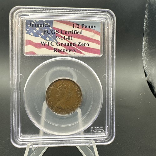 PCGS - 1966 Giamaica 1/2 Penny 9-11-01 WTC Ground Zero Recupero - Foto 1 di 6