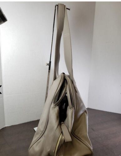 Lululemon Two Times A Yogi Bag Gray Duffle Carry Yoga Weekend Shoulder Bag - Picture 8 of 10