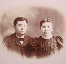 Victorian Antique Cabinet Card Photo of a Young Married Couple