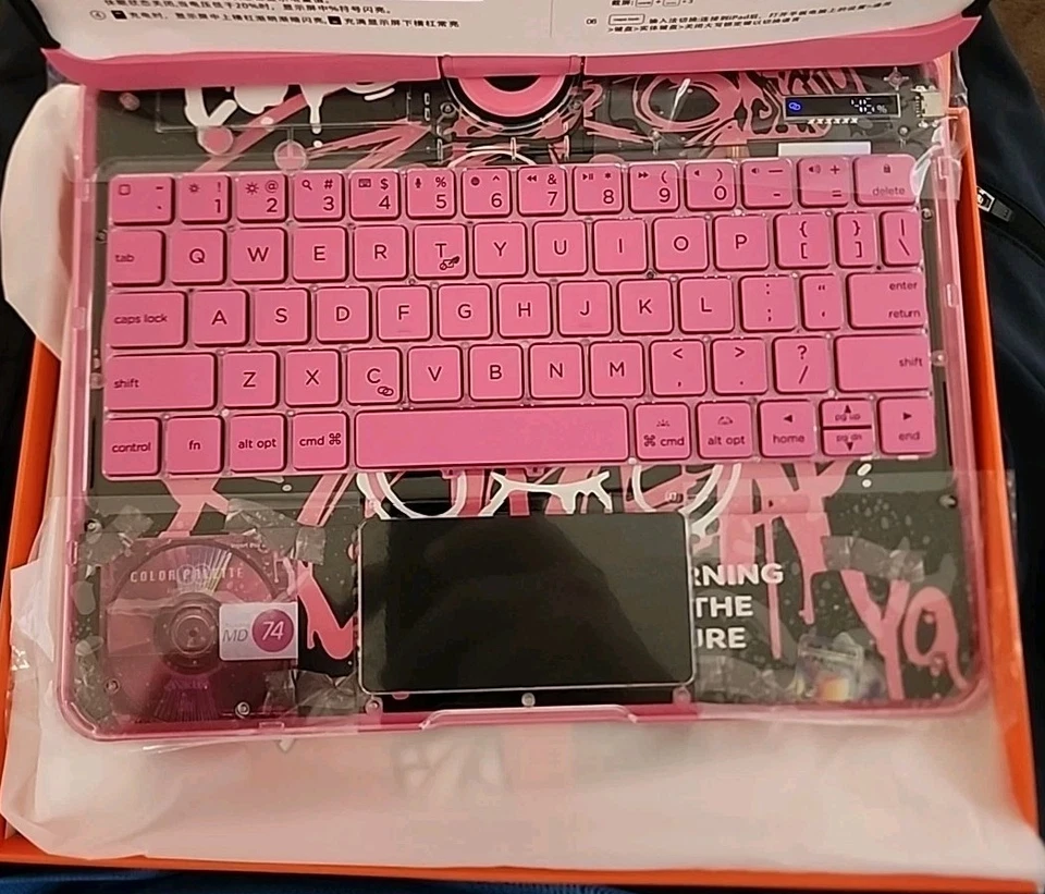 Keyboard Rotate Magic. Gusgu for iPad Air 11" (M3/M2,2025/2024) Transparent Case - Image 4 of 4