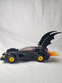 LEGO DC 6864 Batmobile Two-Face Chase 99% Complete Minifigures Instructions