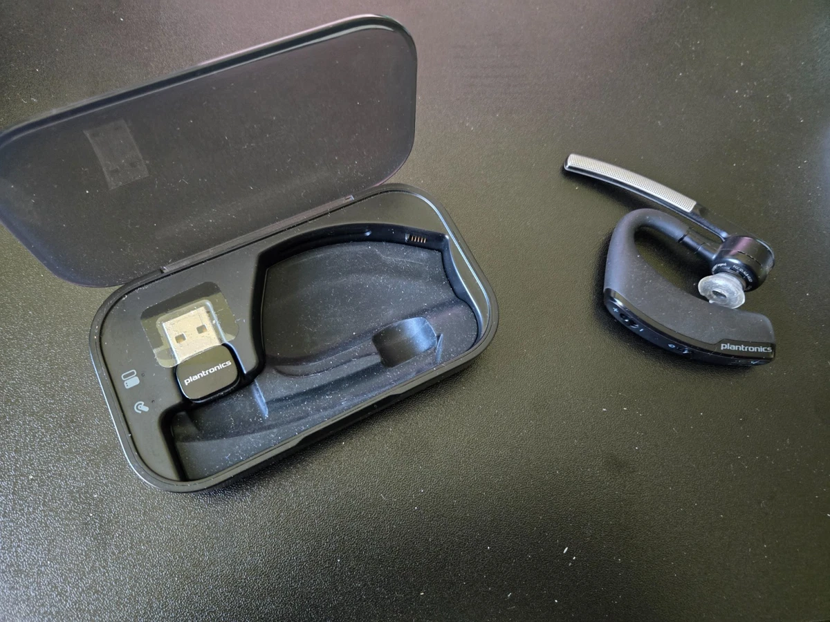 Plantronics Voyager Legend UC Bluetooth headset BT300M Set. Free