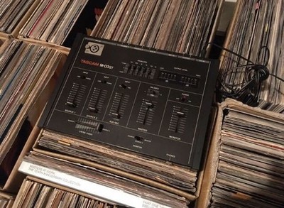 TASCAM M-03ST Vintage Audio Mixer Analog 3 Kanal Stereo Mixer