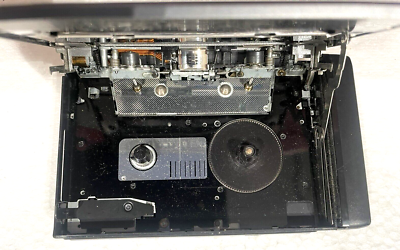 AIWA HS-PX10 stereo cassette player Remote Auto reverse Dolby Made