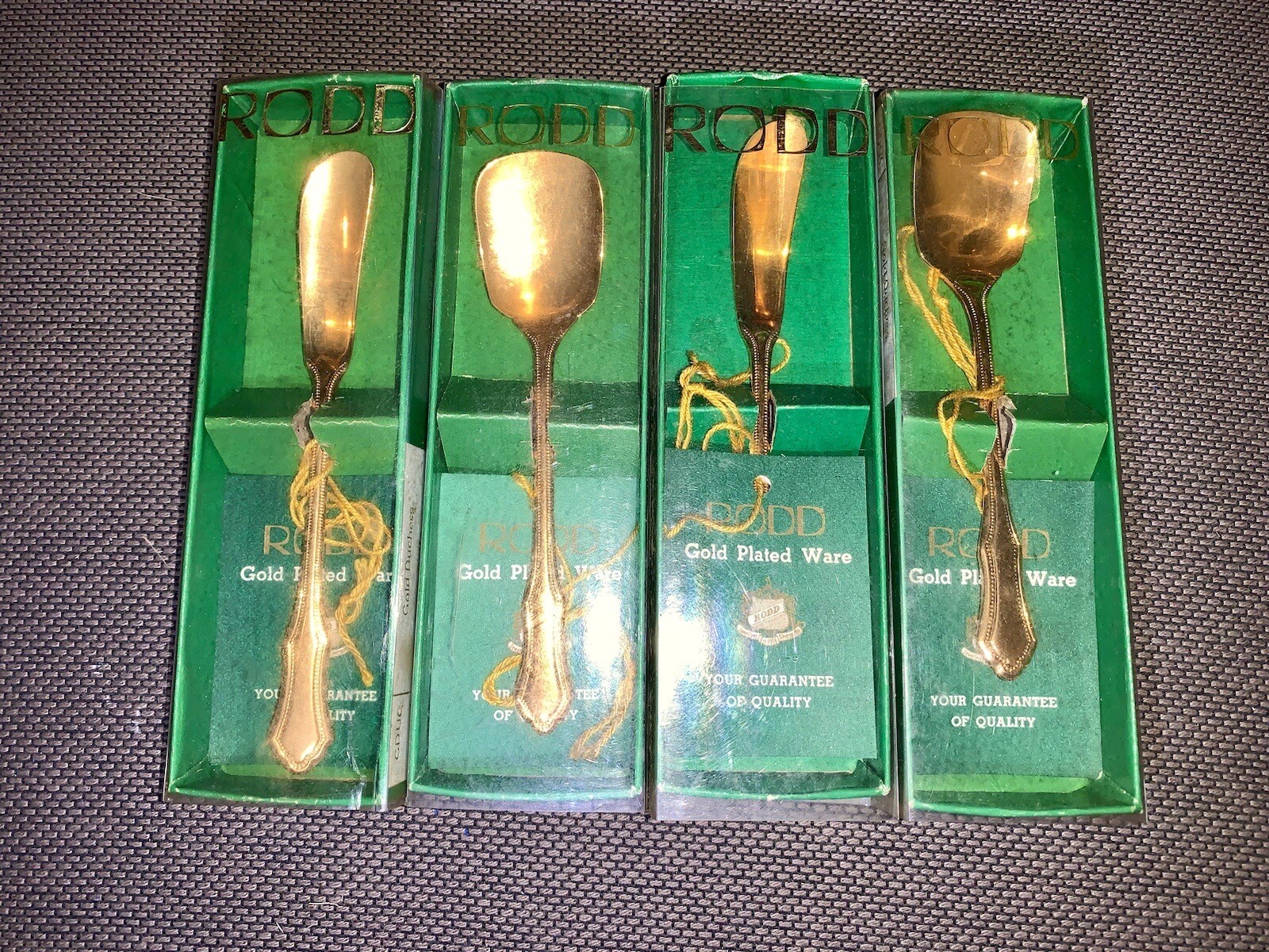 24 ct Gold plated RODD Dutchess Set 4x Cutlery Set Boxed 70s Butter