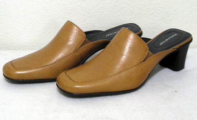 naturalizer mule shoes