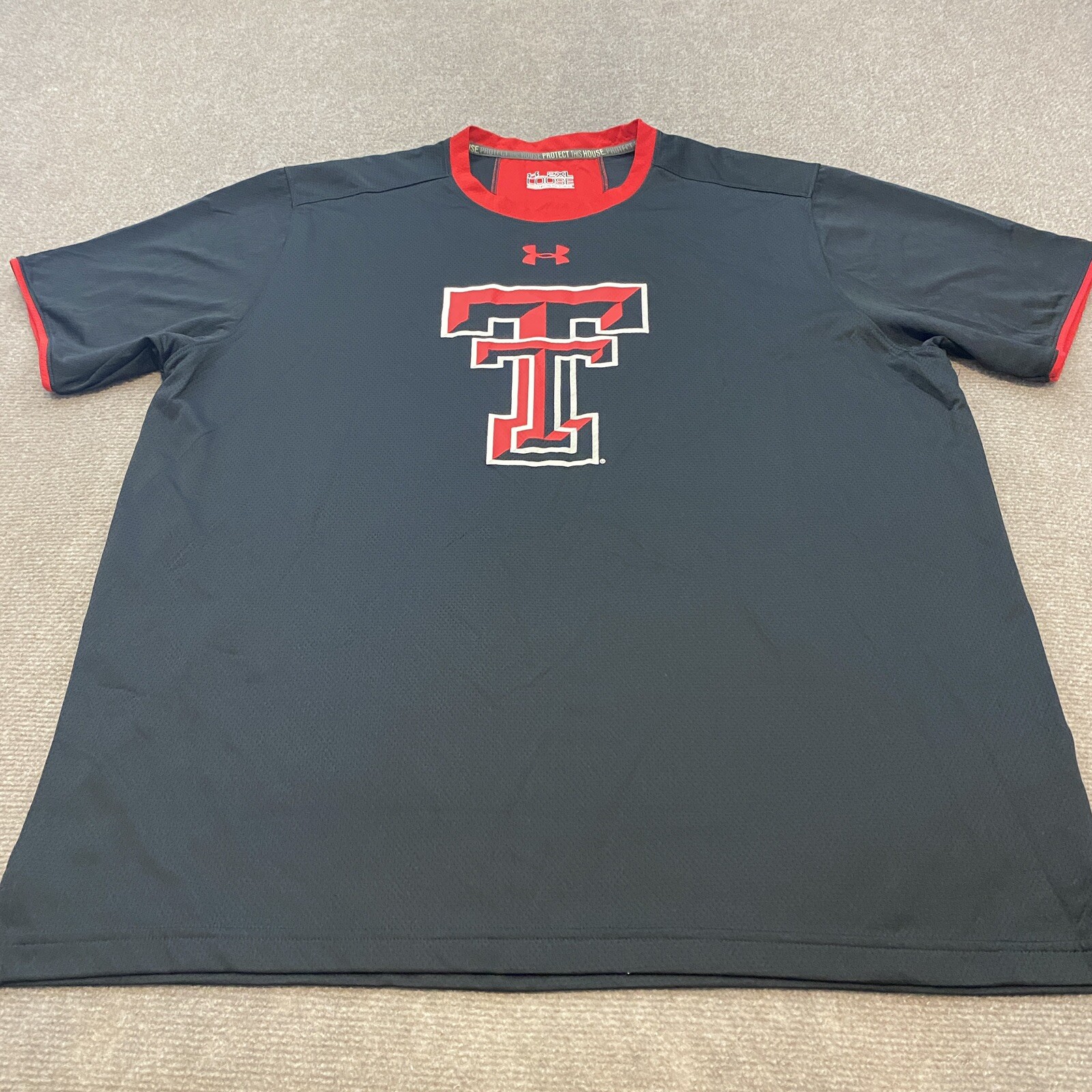 Texas Tech Red Raiders Men’s 2XL Under Armour Black Red College Logo Shirt