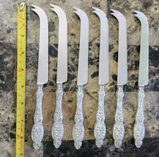 RARE GREENLEAF & CROSBY EMBOSSED FLORAL STERLING 🤑🥈 HANDLE CHEESE 🧀 KNIFE