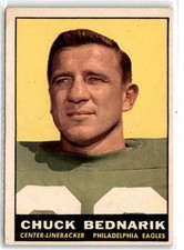 1961 Topps Chuck Bednarik #101 Philadelphia Eagles (Poor)