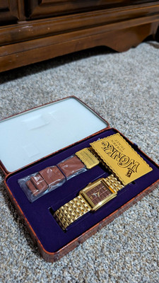 Fossil x Willy Wonka Gold Tone Rectangle Quartz Watch Set w/ Tin Case
