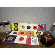 Vintage 45 RPM Vinyl Record Lot Motown Rock Soul with Carry Case - 016-1 94