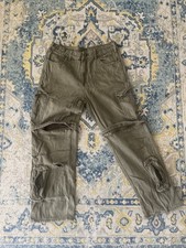 cargo pants baggy