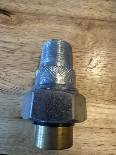 Watts Regulator 3/4” Dielectric Union 0009897 250 PSI
