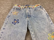 LEI Jeans Womens 26 Blue Capri embroidered  Hippie
