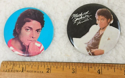 Vintage Michael Jackson Thriller & 1980s Pinbacks, King of Pop Collectible - Picture 6 of 6