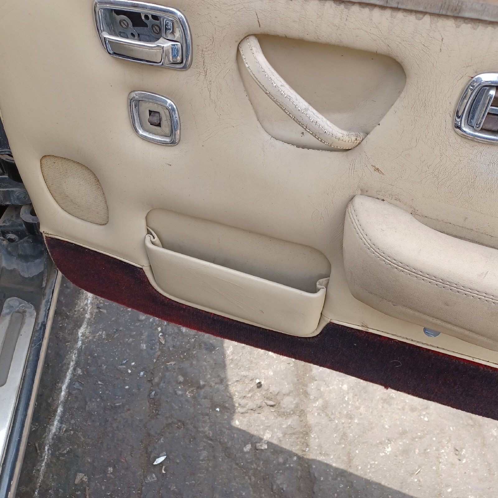1980 Rolls Royce Front INTERIOR Door Trim Panel Right Passenger USED W/FLAWS