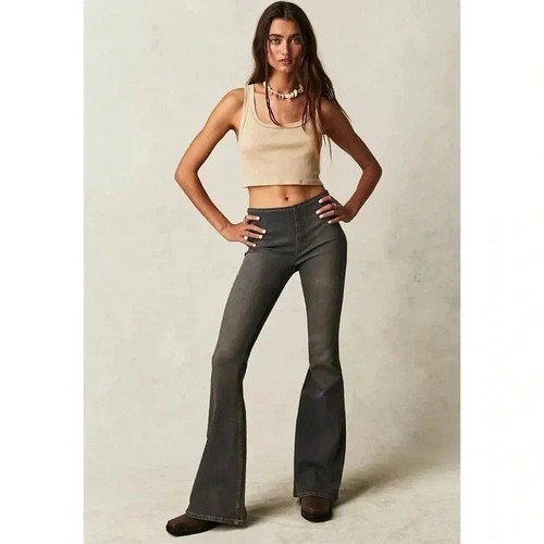 NWT Free People Penny Pull-On Flare Jeans in Echo Back Alley Blue Size 24 - Picture 4 of 15