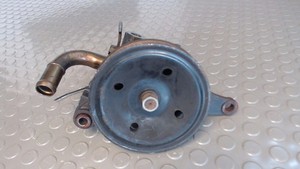 Lenkgetriebepumpe / Servopumpe Mazda 626 1.9i Ge/gea GA2A32650D 12 Monate