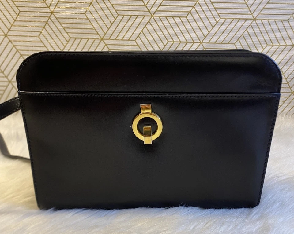 Bolso Bandolera/Cartera Jones New York De Colección Cuero Negro Estructurado con Acento Dorado Foto 2 de 4