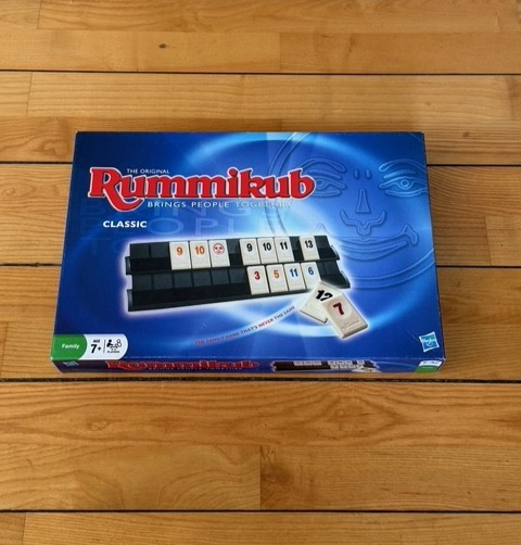 2009 Hasbro Rummikub Classic tile Board Game Complete Family Party Number Game