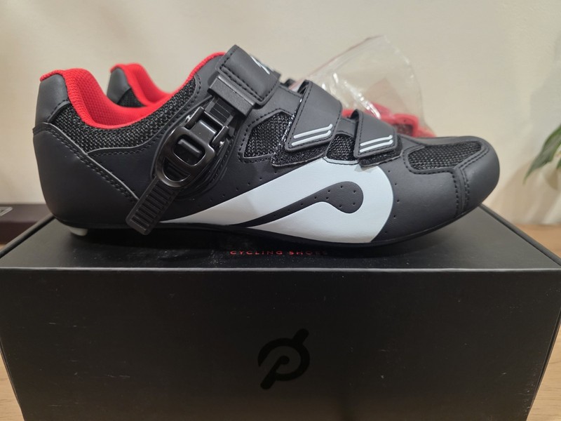 Peleton Cycling Shoes - Black/Red - PL-SH-B 45 (Men's 11) - Brand New In Box