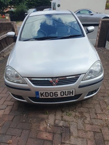 Vauxhall Corsa 1.4 SXI+ - Picture 3 of 6