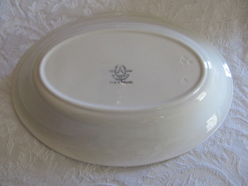 Allerton's China England-Stockholm-Blue Flowers-10" Oval Serving Bowl - 第 10/12 張圖片