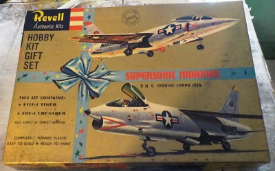 VERY RARE!  REVELL 1957 SUPERSONIC MARINES [F11F TIGER & F-8 CRUSADER] + BONUS