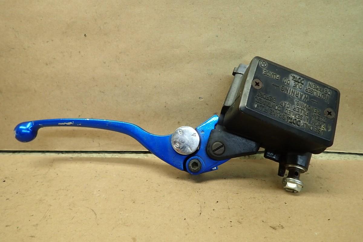はんざわMS 2001 KAWASAKI ZX600-E RIGHT HAND BRAKE MASTER CYLINDER W/ LEVER | eBay