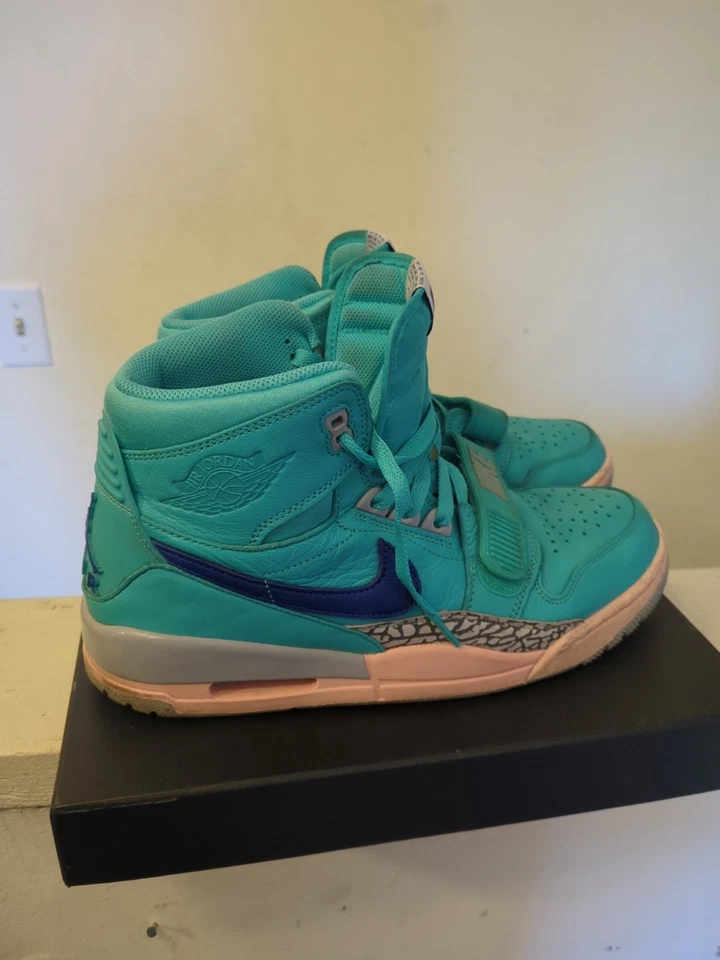 Tenis de baloncesto Nike Air Jordan Legacy 312 Hyper Jade para hombre 10,5 AV3922-348 Foto 2 de 4