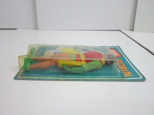 1977 Mego Superheroes 8” Figure Card ROBIN New In Original Package Unpunched - Picture 4 of 14